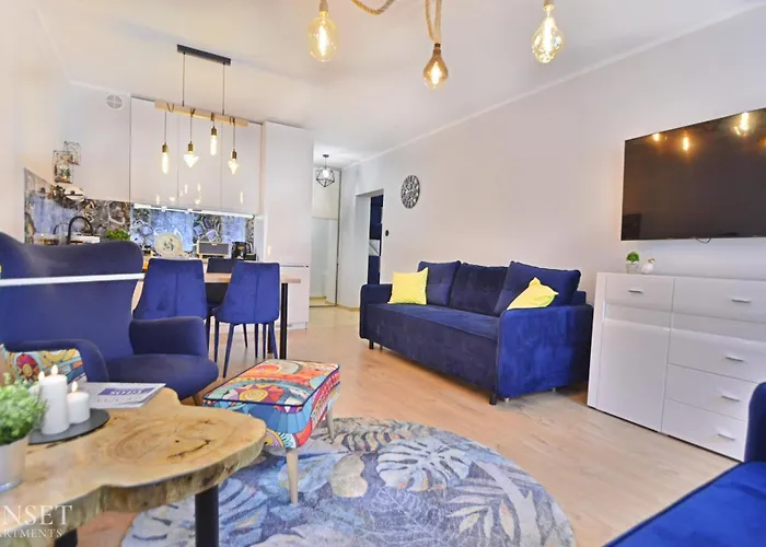 Sunset - Monte Cassino 39 - Przytulna Kawalerka Przy Deptaku Z Prywatnym Parkingiem * Świnoujście